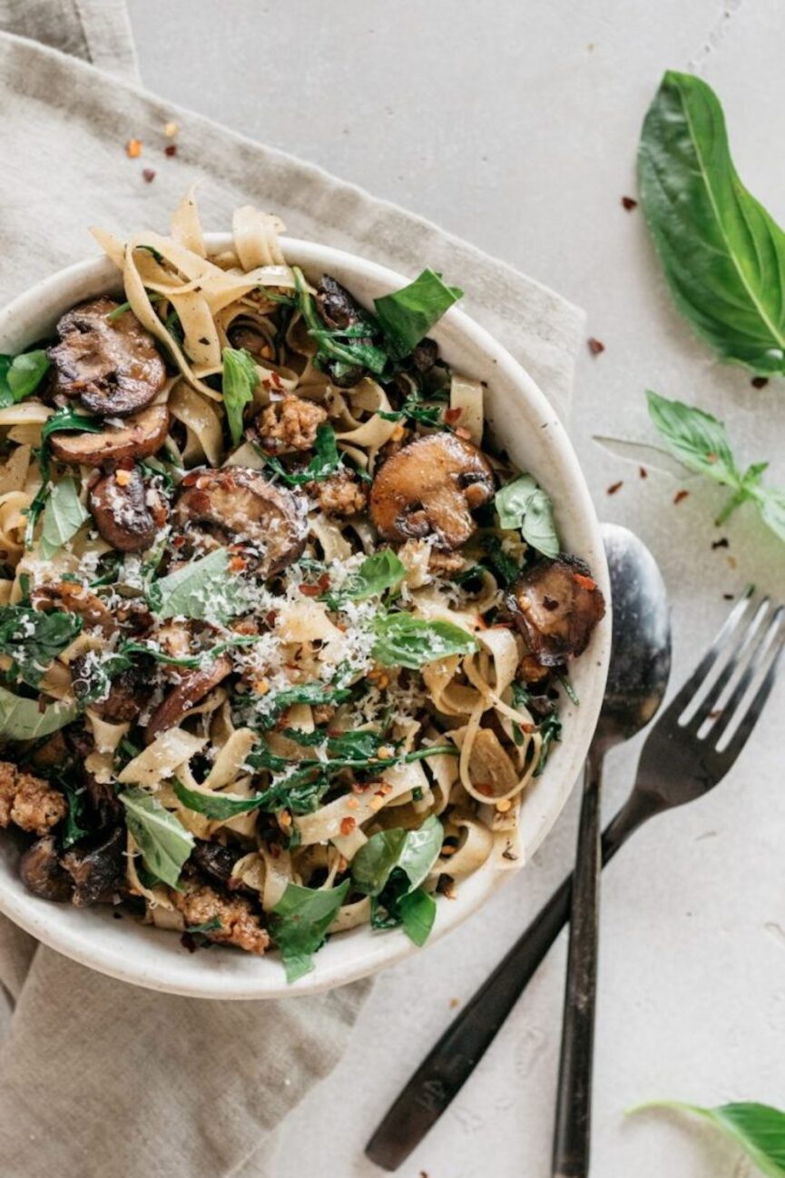 one pot garlicky mushroom pasta